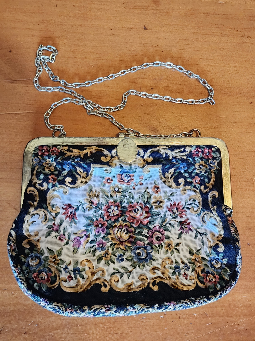 Vintage Floral Tapestry Clutch  - Multicolor